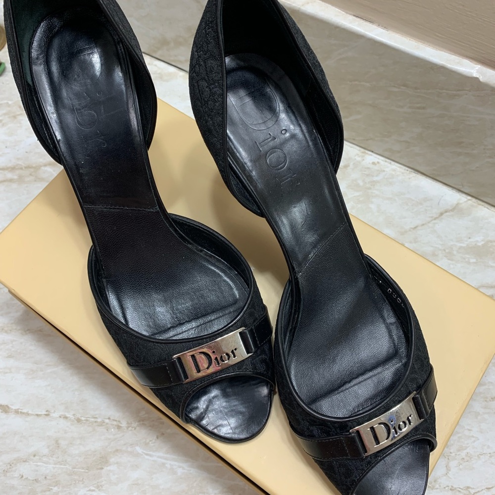 Christian Dior open toed pumps